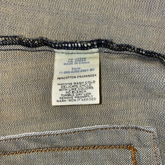 Stetson Womens Floral Embroidered Denim Jacket Medium Wash Blue Coastal Cowgirl - Picture 5 of 6